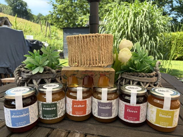 NEU, Nuevo 🍯 Köstlicher Honig in 6 erlesenen Sorten,- 0,5 kg Glas